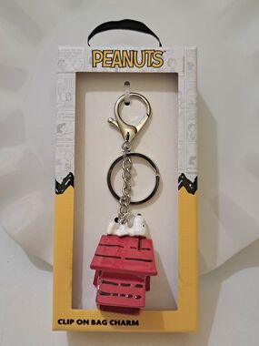 Peanuts Snoopy Red Doghouse Clip-On Bag Charm